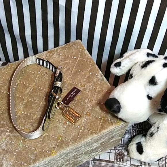 Henri Bendel Small Influencer dog collar - Picture 1 of 14